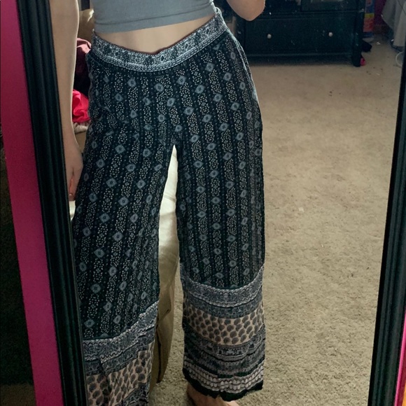 !!SOLD!! high waisted patterned pants! - Picture 1 of 4